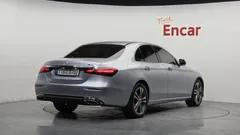 2022 Mercedes-Benz E-Class E350 4MATIC Avantgarde — фото 2