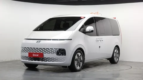 2022 Hyundai Staria 4WD Tourer 9-Seater