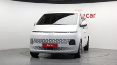2022 Hyundai Staria 4WD Tourer 9-Seater — фото 3