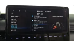 2022 Hyundai Staria 4WD Tourer 9-Seater — фото 16