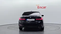 2022 BMW 3-Series 320d Luxury — фото 4