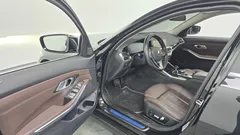 2022 BMW 3-Series 320d Luxury — фото 10