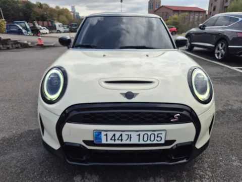 2022 Mini Cooper Classic