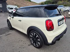 2022 Mini Cooper Classic — фото 4