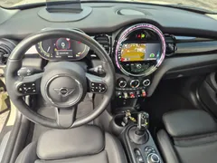 2022 Mini Cooper Classic — фото 15