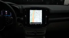 2024 Volvo XC40 B4 Ultimate Bright, белый — фото 18