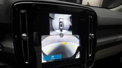 2024 Volvo XC40 B4 Ultimate Bright, белый — фото 19