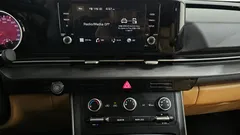 2022 Kia Carnival Diesel 9-Seater Prestige — фото 14