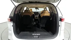 2022 Kia Carnival Diesel 9-Seater Prestige — фото 20