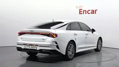 2023 Kia K5 Prestige — фото 2