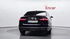2021 Audi A4 45 TFSI Quattro Premium — фото 4
