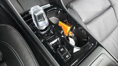 2023 Volvo XC40 B4 Ultimate Bright, белый — фото 9