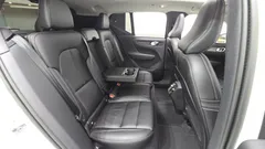2023 Volvo XC40 B4 Ultimate Bright, белый — фото 16