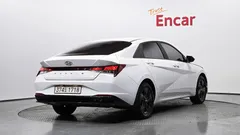 2023 Hyundai Avante Smart — фото 2