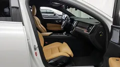 2024 Volvo S60 B5 Ultimate Bright, белый — фото 16