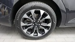 2022 Kia Carnival Diesel 9-Seater Prestige — фото 5