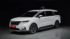 2022 Kia Carnival Diesel 9-Seater Prestige — фото 1