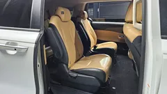 2022 Kia Carnival Diesel 9-Seater Prestige — фото 11