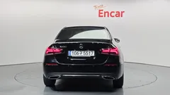 2021 Mercedes-Benz A-Class A220 Sedan, чёрный — фото 4