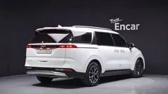 2022 Kia Carnival Diesel 9-Seater Signature — фото 2