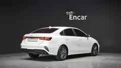 2023 Kia K3 1.6, белый — фото 2