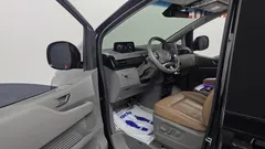 2023 Hyundai Staria 4WD Lounge 9-Seater — фото 10