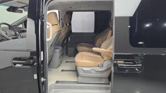 2023 Hyundai Staria 4WD Lounge 9-Seater — фото 12