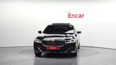 2022 BMW 7-Series 740Li xDrive Design Pure Excellence — фото 3