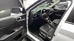2022 Hyundai Venue 1.6 Modern Plus, белый — фото 10