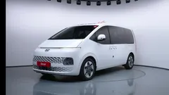 2024 Hyundai Staria 4WD Tourer 9-Seater — фото 1