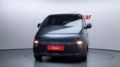 2023 Hyundai Staria Tourer 11-Seater — фото 3