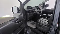 2022 Hyundai Staria 4WD Tourer 9-Seater — фото 10