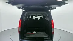 2022 Hyundai Staria 4WD Tourer 9-Seater — фото 20