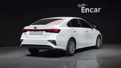 2021 Kia K3 Standard, белый — фото 2