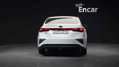 2021 Kia K3 Standard, белый — фото 4