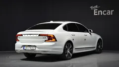 2021 Volvo S90 B6 AWD Inscription, белый — фото 2