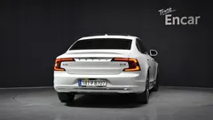 2021 Volvo S90 B6 AWD Inscription, белый — фото 3