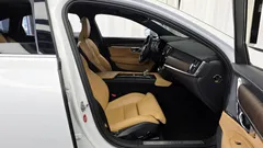 2021 Volvo S90 B6 AWD Inscription, белый — фото 16