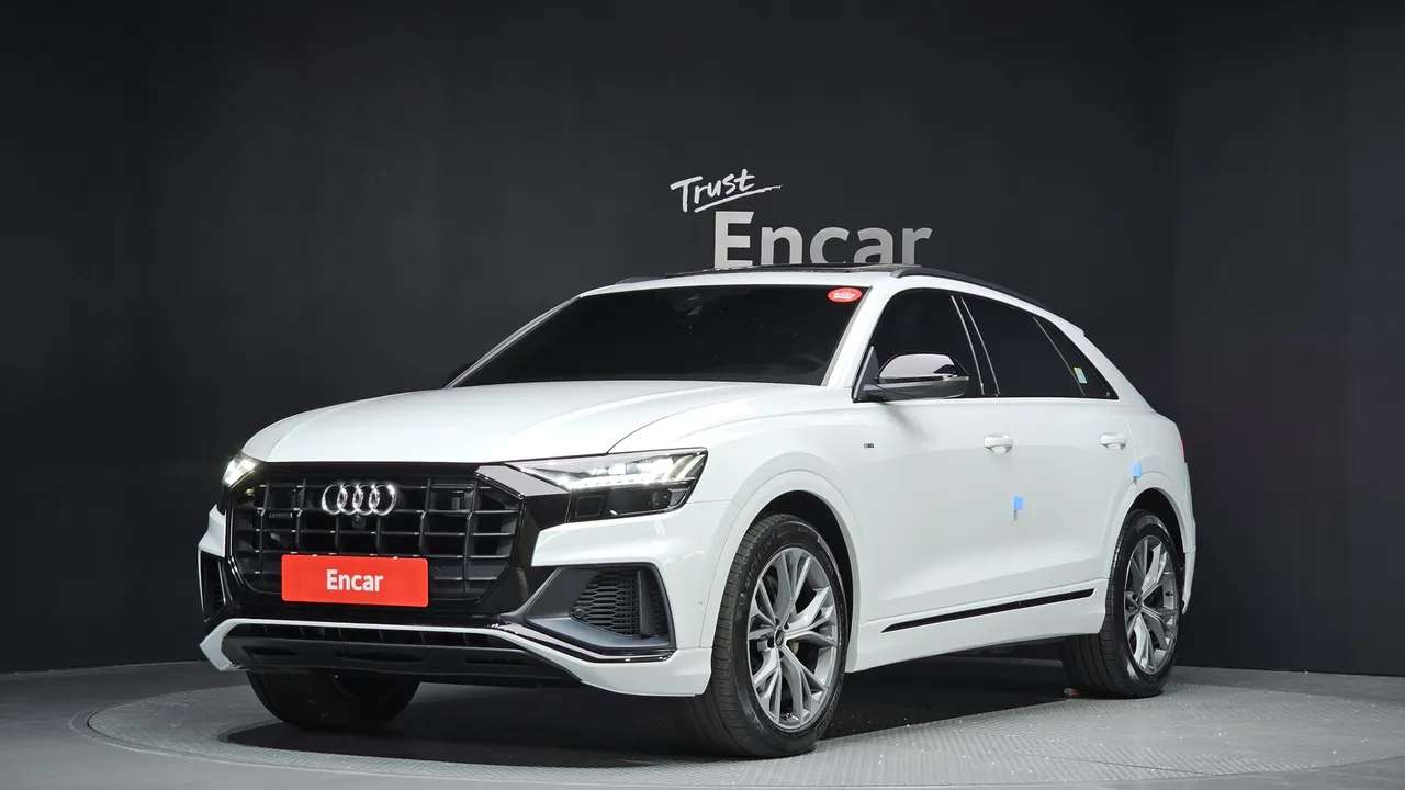 2022 Audi Q8 55 TFSI Quattro Premium