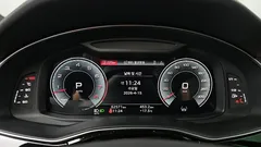 2022 Audi Q8 55 TFSI Quattro Premium, белый — фото 8