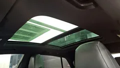 2022 Audi Q8 55 TFSI Quattro Premium, белый — фото 18
