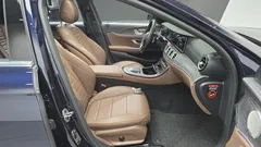 2022 Mercedes-Benz E-Class E350 4MATIC Avantgarde — фото 11