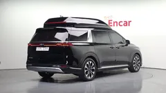 2022 Kia Carnival Gasoline 9-Seater Hi-Limousine — фото 2