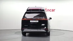 2022 Kia Carnival Gasoline 9-Seater Hi-Limousine — фото 4