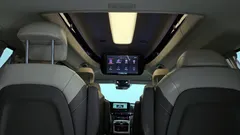 2022 Kia Carnival Gasoline 9-Seater Hi-Limousine — фото 20