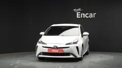 2021 Toyota Prius 1.8, белый — фото 3