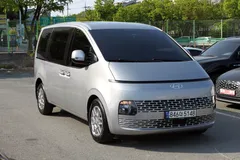 2023 Hyundai Staria Cargo 3-Seater — фото 3