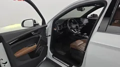 2022 Audi Q5 45 TFSI Quattro Premium — фото 10