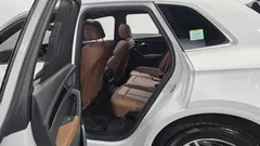 2022 Audi Q5 45 TFSI Quattro Premium — фото 11
