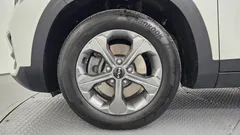 2023 Kia Seltos Gasoline 1.6 Turbo 2WD, белый — фото 5